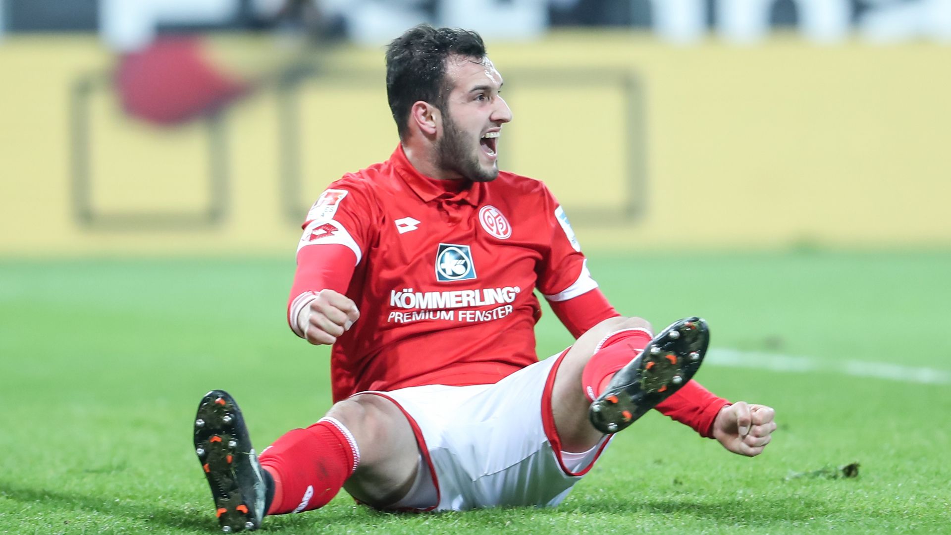 Levin Oeztunali Mainz 05 FC Augsburg Bundesliga 10022017