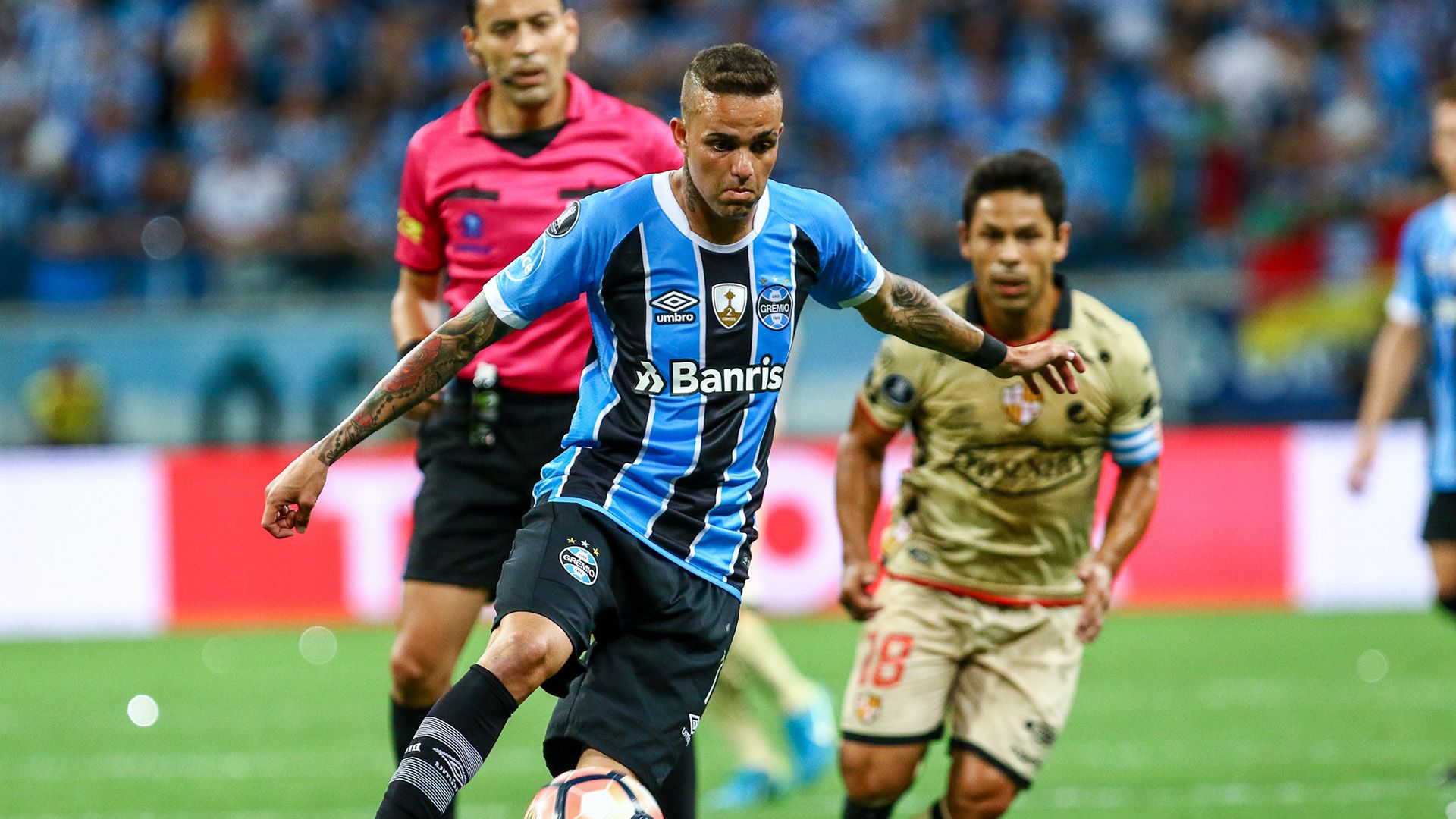 Luan Gremio Barcelona SC Copa Libertadores 01112017