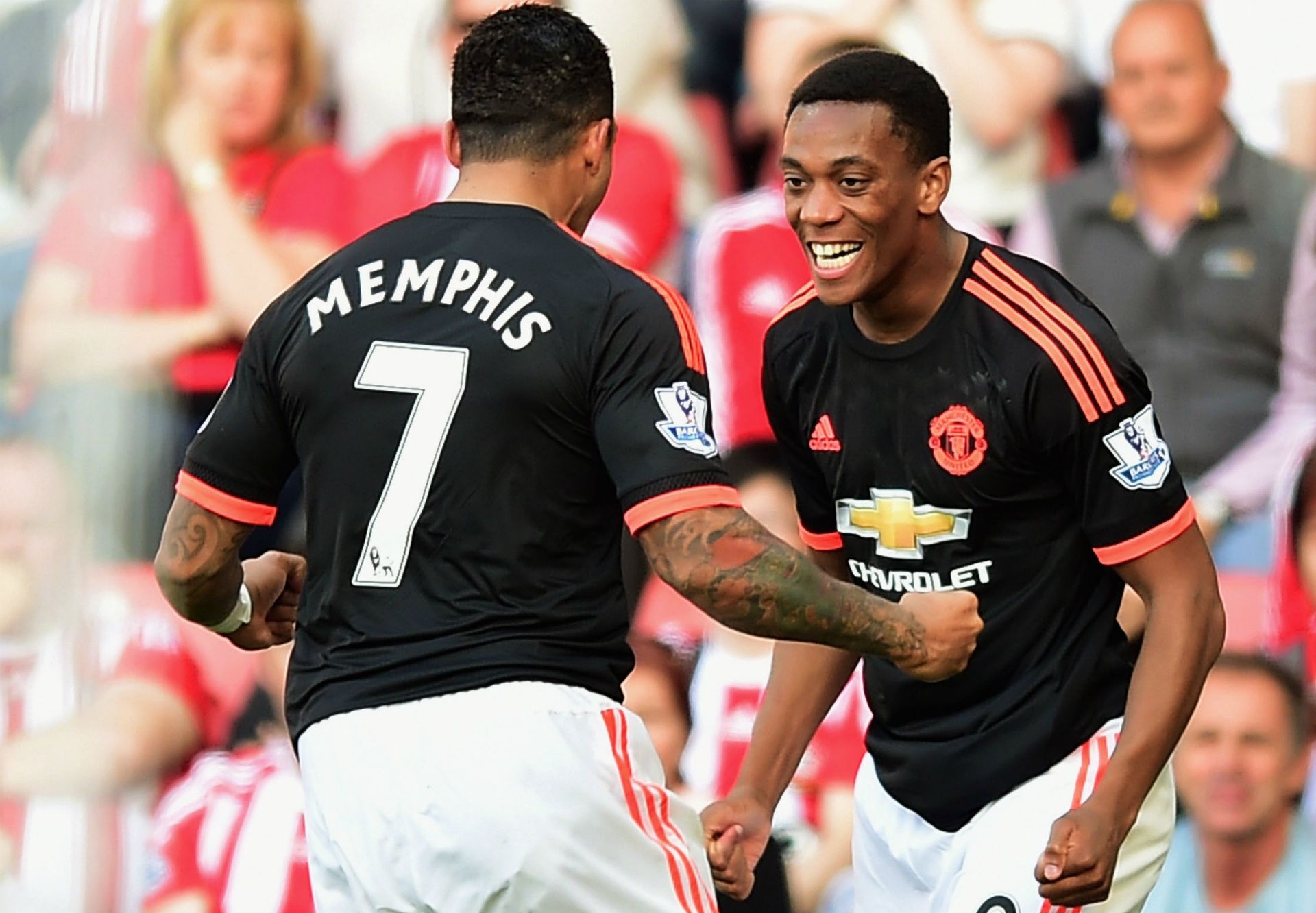 Anthony Martial & Memphis Depay | Southampton v Manchester United | 20092015