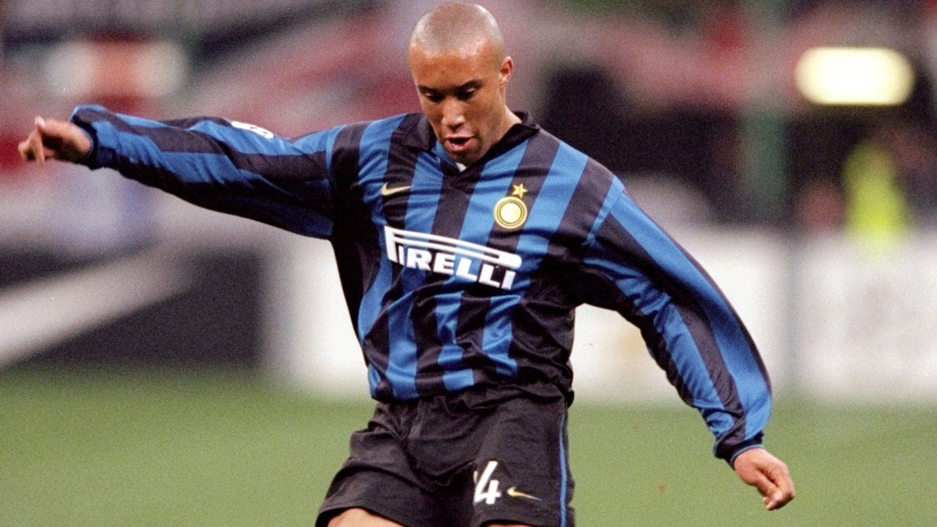 Mikael Silvestre Inter