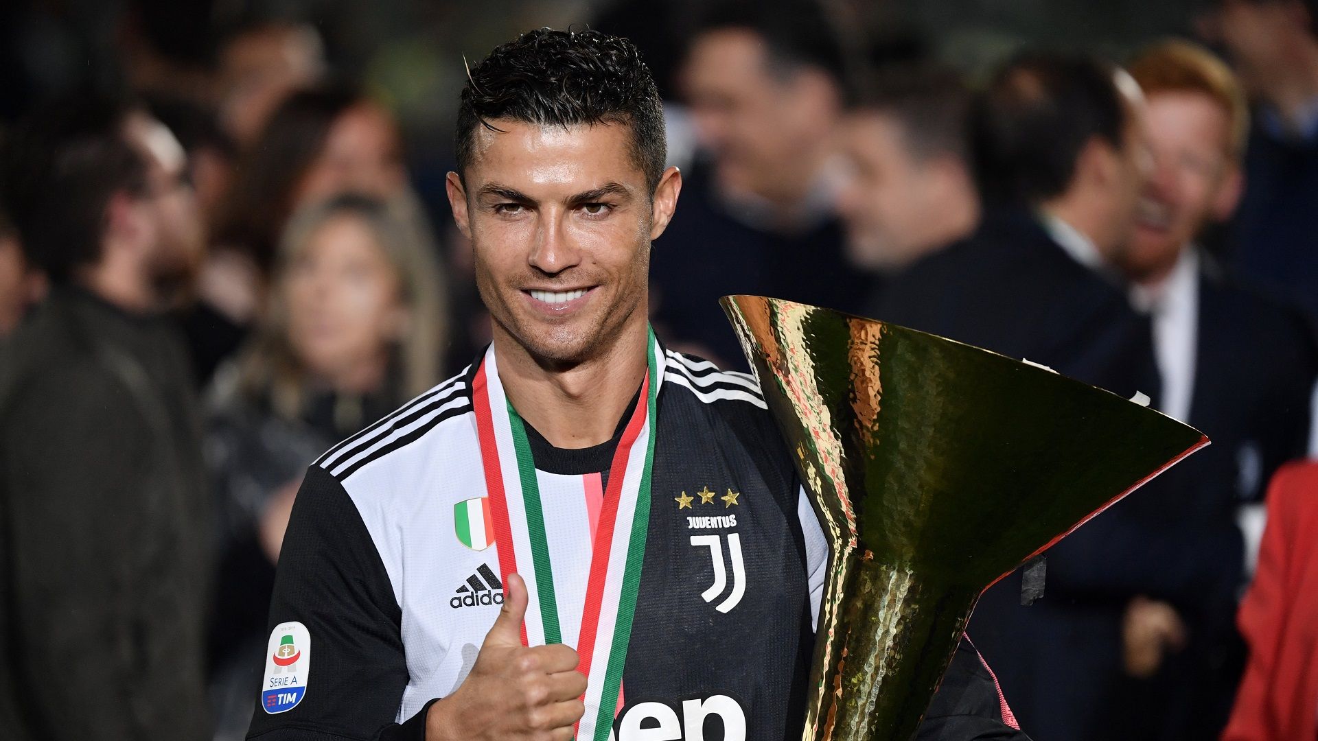 serie a Cristiano ronaldo trophy