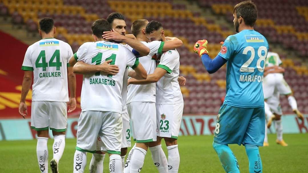 Alanyaspor gol sevinci