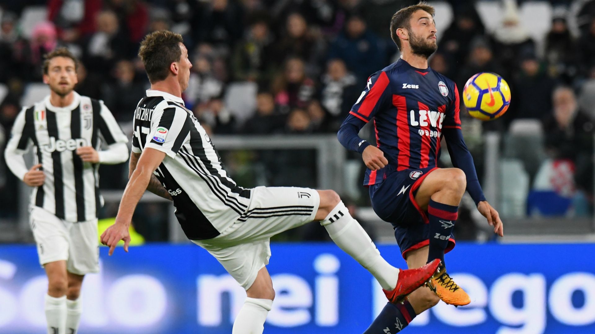 Mario Mandzukic Juventus Crotone Serie A