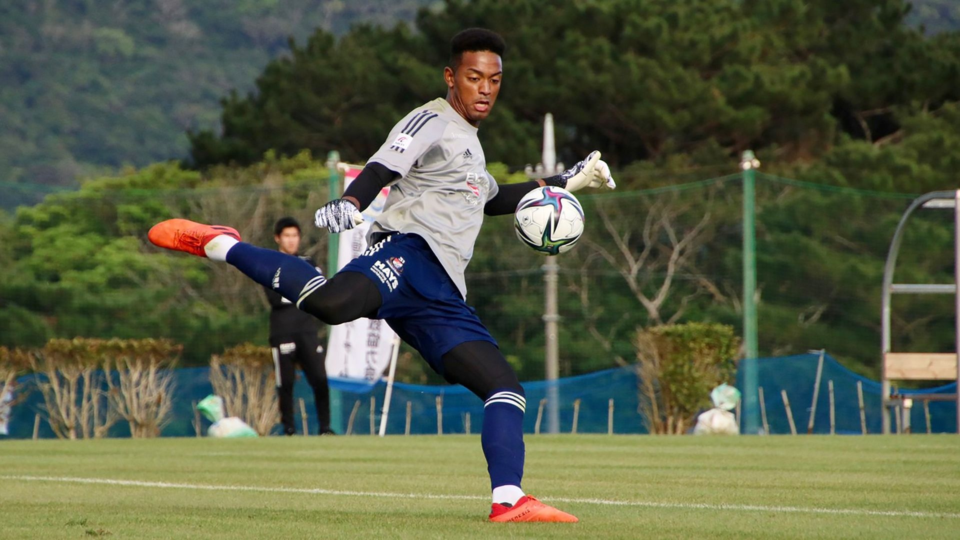 20210222_Marinos_Obi