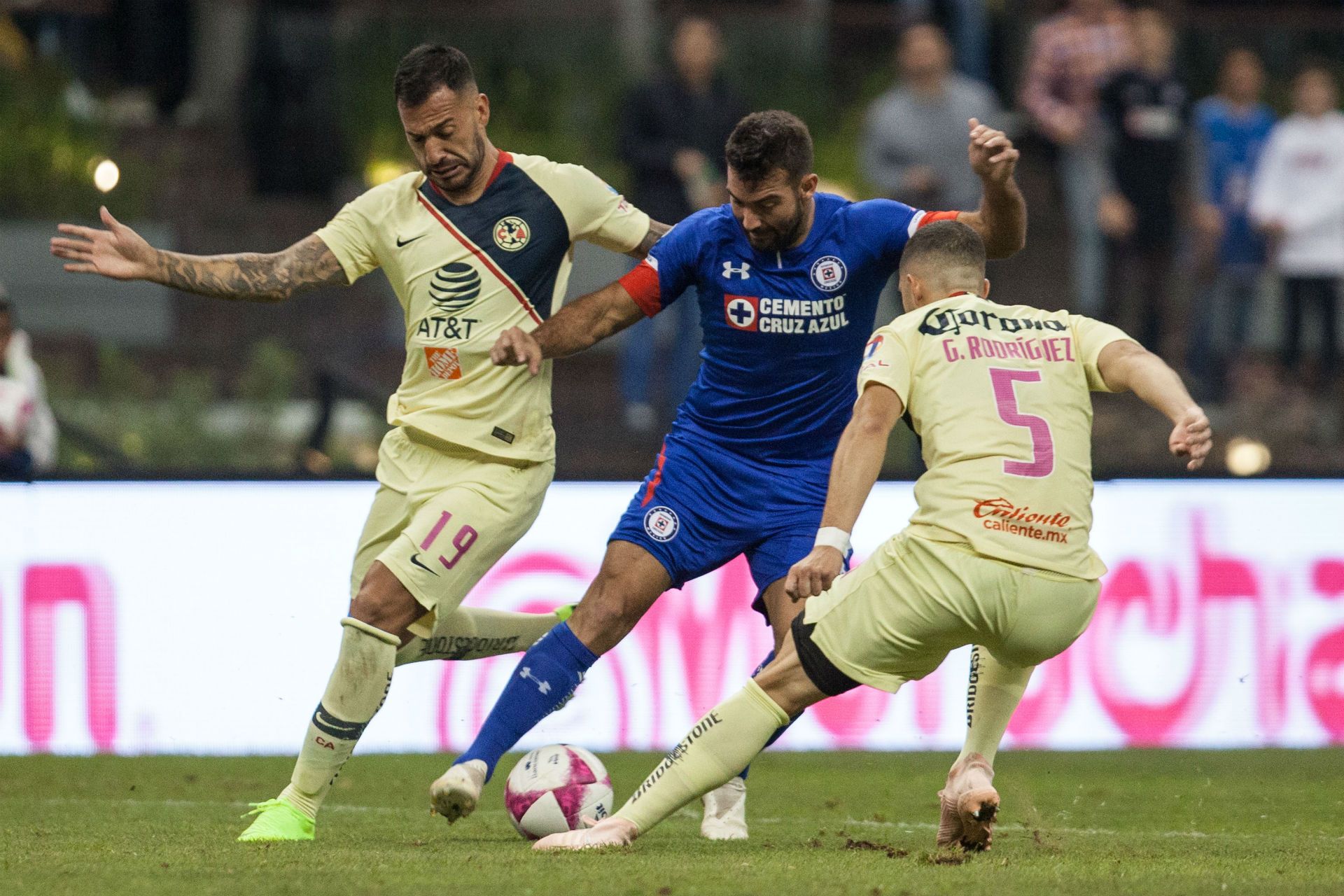 América Cruz Azul Emanuel Aguilera Martín Cauteruccio