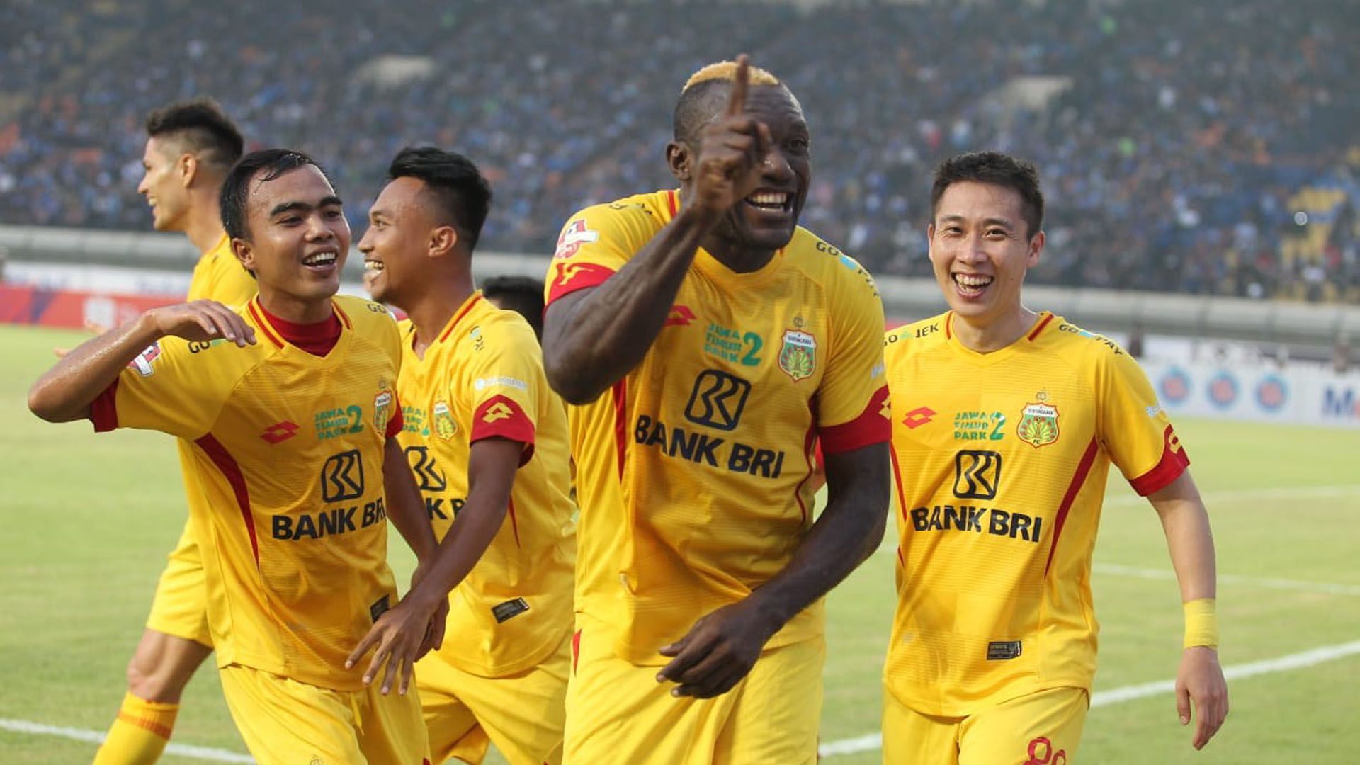 Selebrasi Dzumafo Epandi - Bhayangkara FC