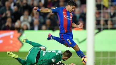 Luis Suarez Cuellar Barcelona Sporting Gijon LaLiga