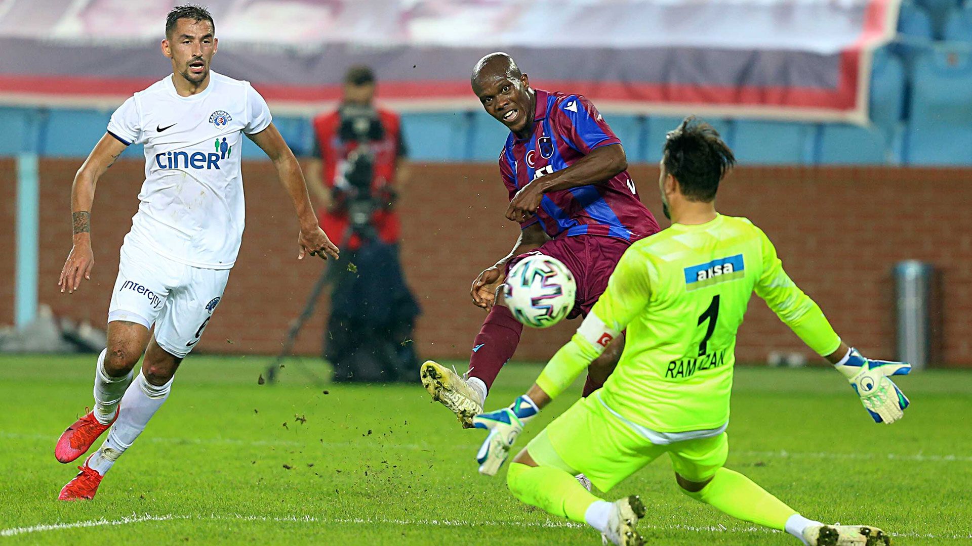 Nwakaeme Trabzonspor Kasımpaşa 1030220