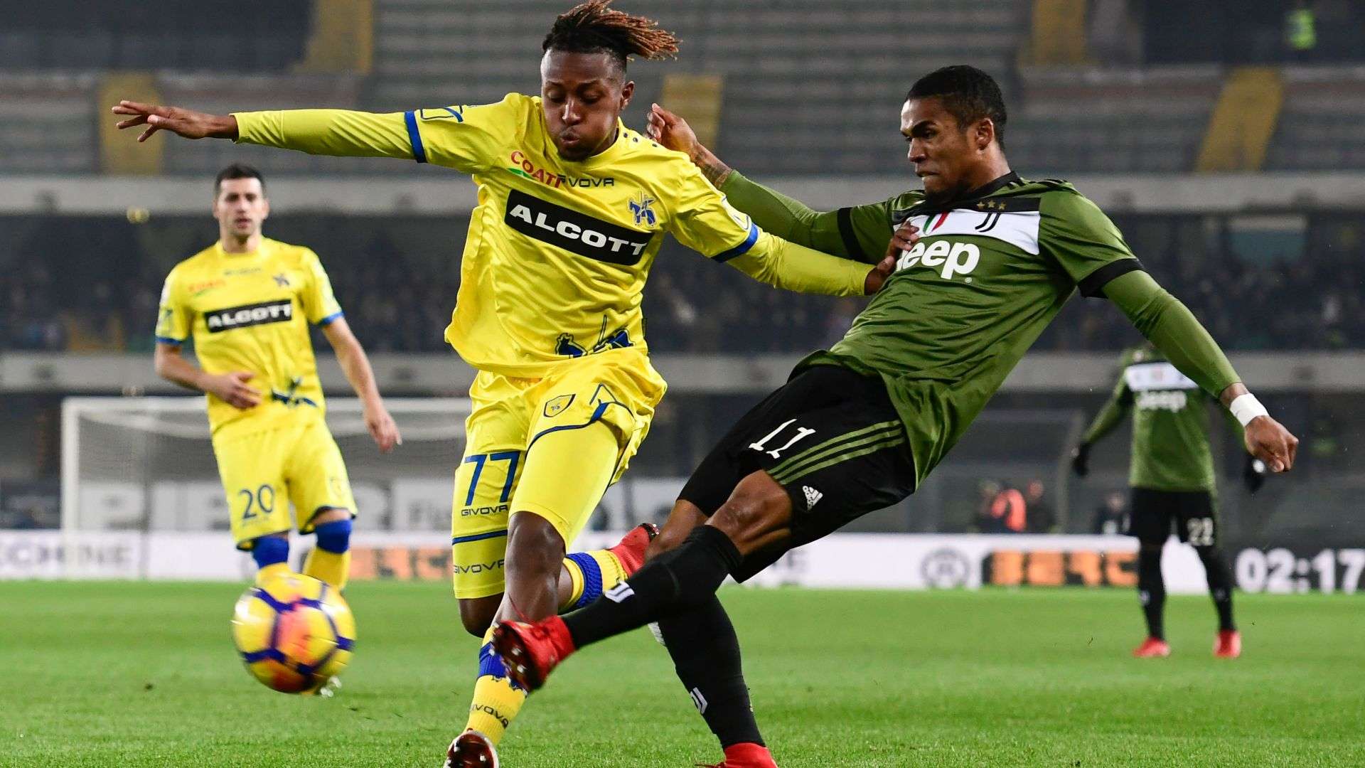 Samuel Bastien Douglas Costa Chievo Juventus