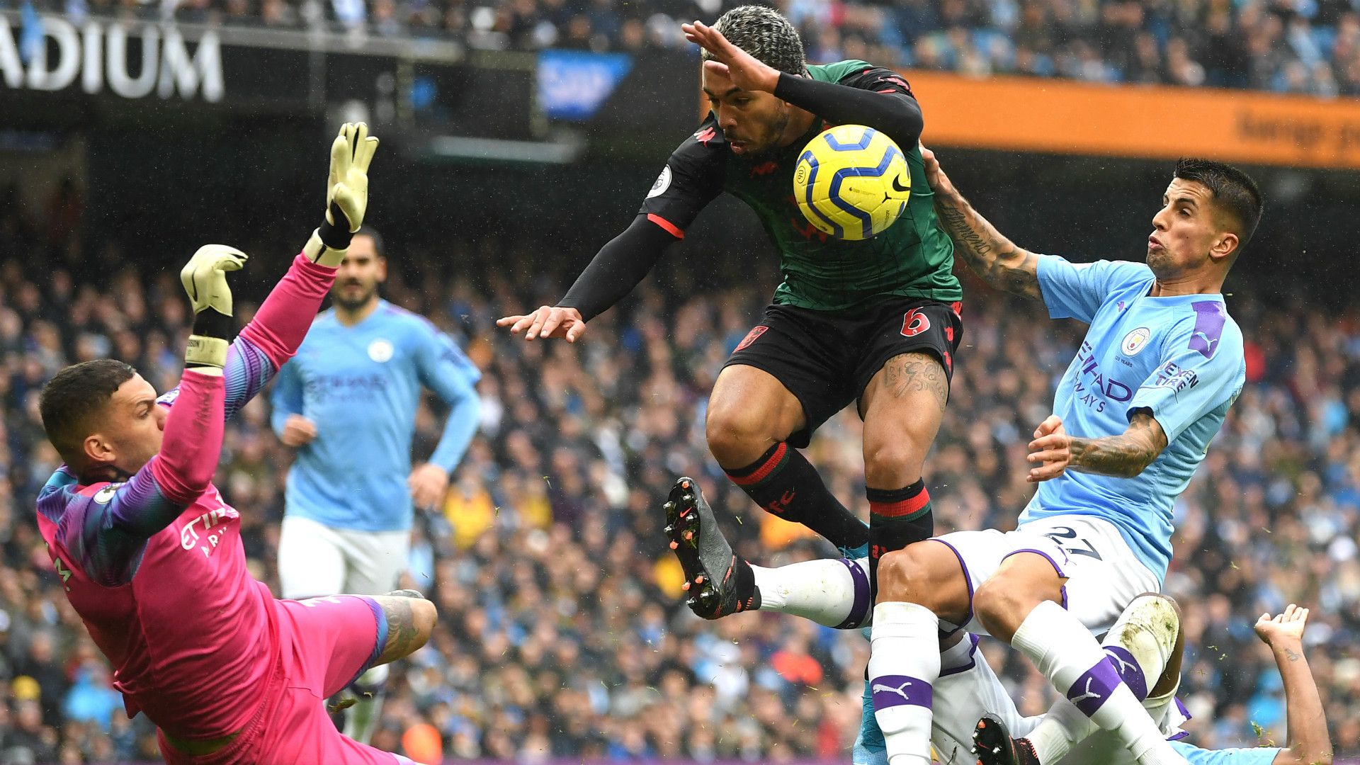 DOUGLAS LUIZ ASTON VILLA JOAO CANCELO MANCHESTER CITY PREMIER LEAGUE 26102019