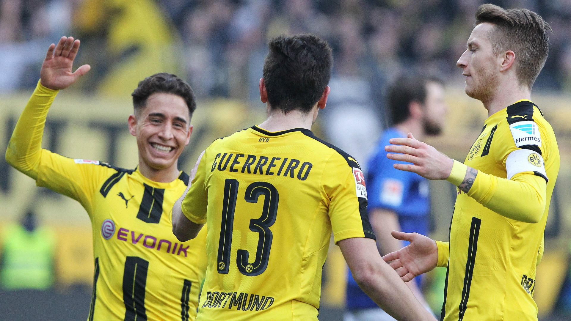EMRE MOR RAPHAEL GUERREIRO MARCO REUS BORUSSIA DORTMUND GERMAN BUNDESLIGA 11022017