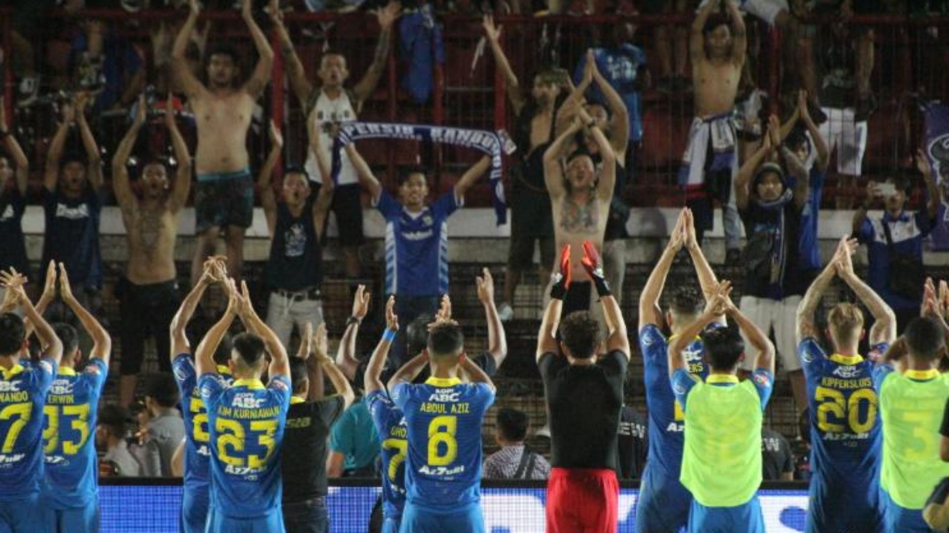 Persib Bandung dan Bobotoh