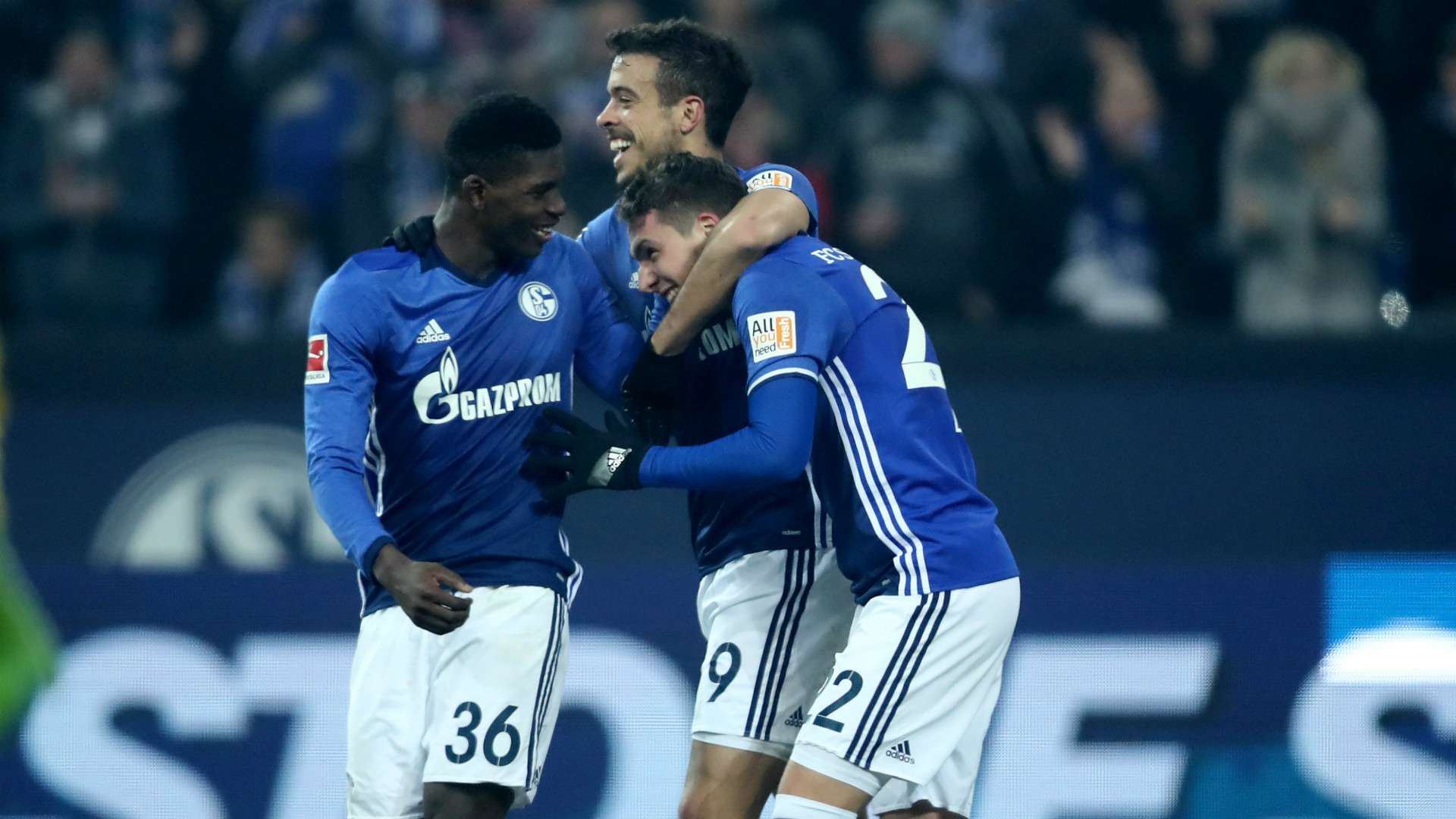 Marko Pjaca Breel Embolo FC Schalke 04 Hertha BSC 03032018