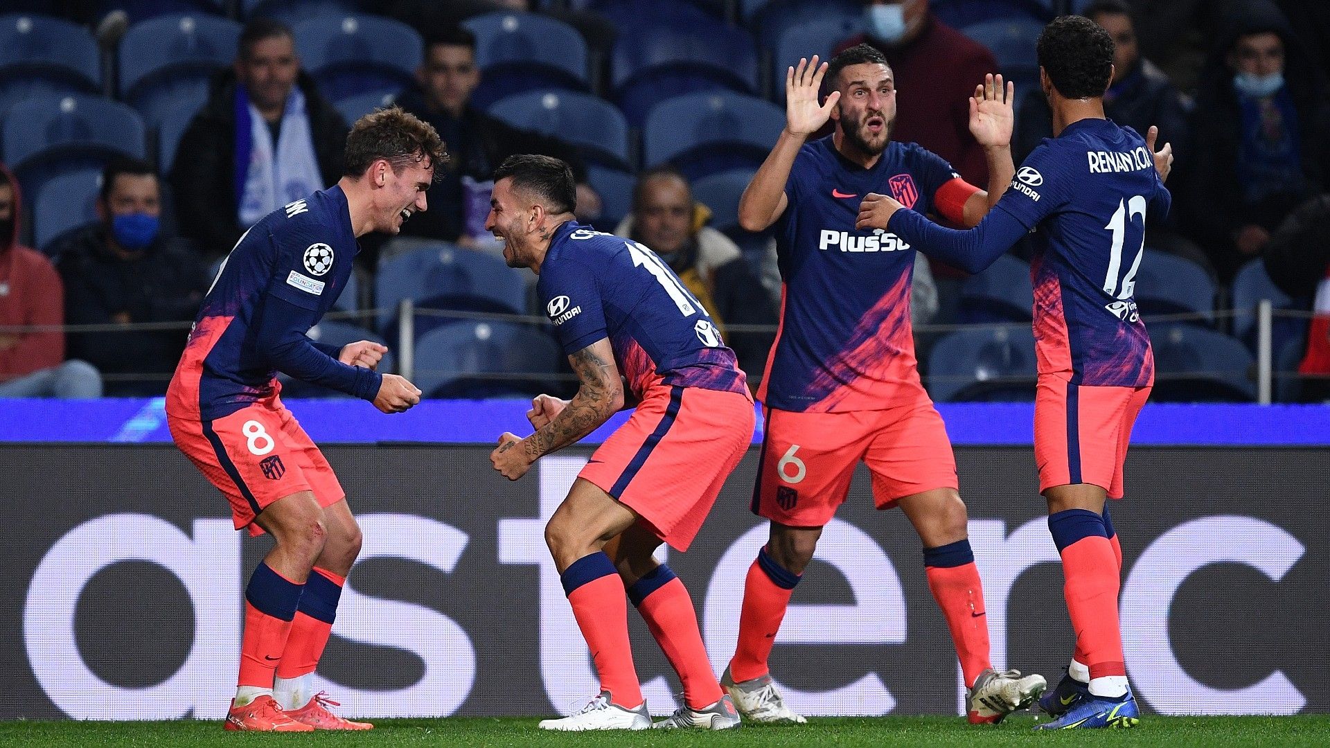 Atletico Madrid celebrate 2021-22