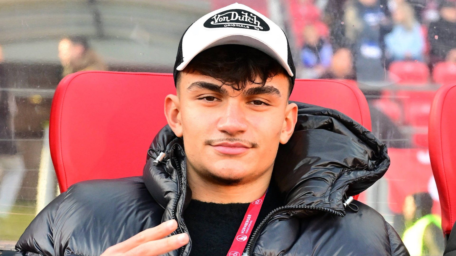 جان اوزان نماینده فدراسیون فوتبال ترکیه