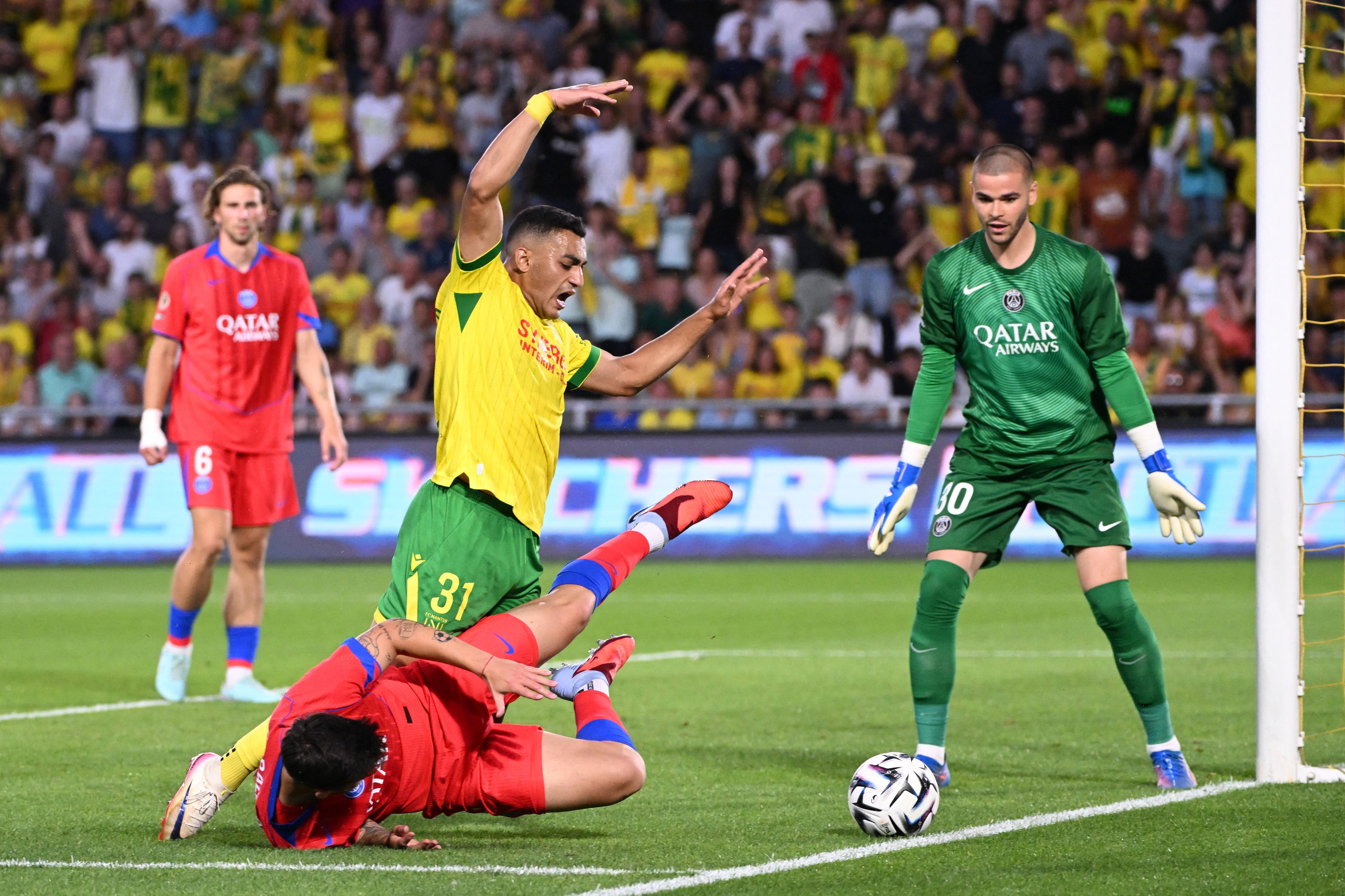 Mustafa Mohamed Nantes Paris Saint Germain