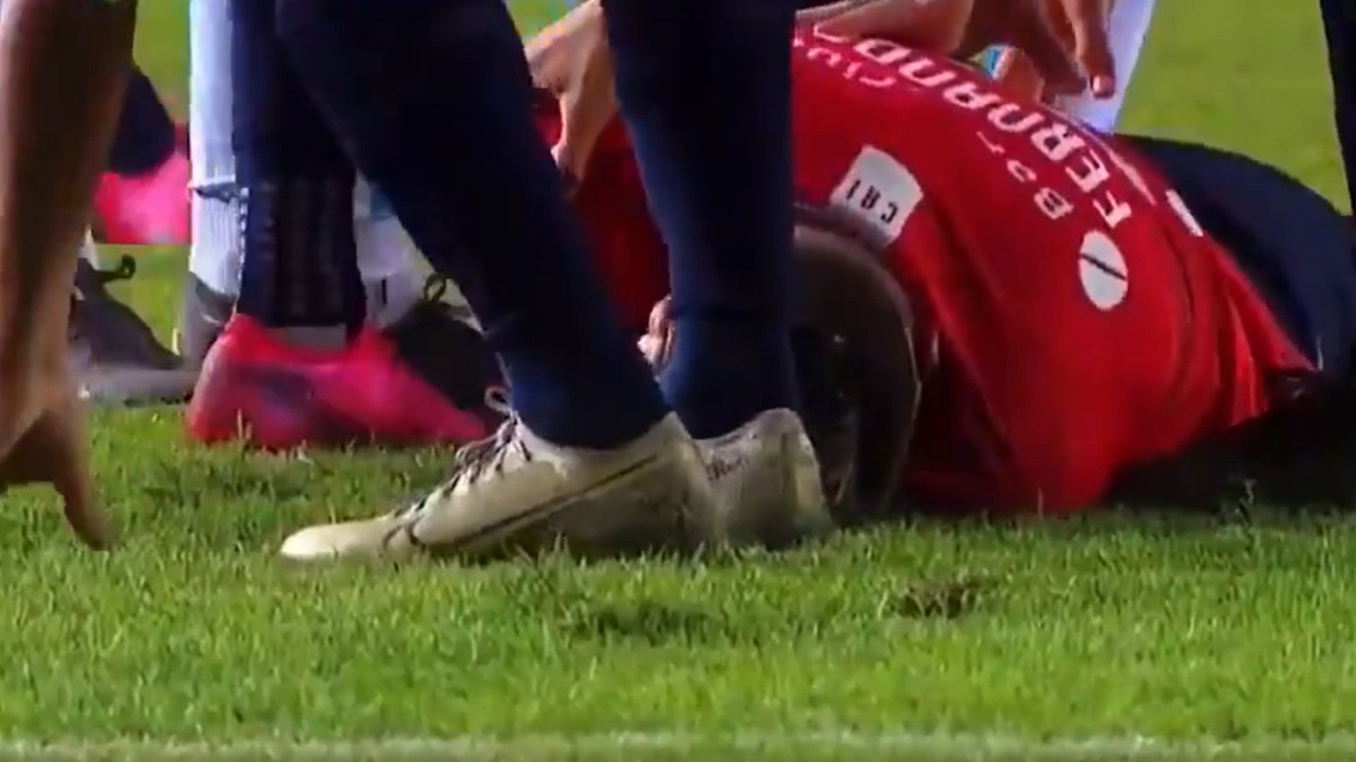 Video Leandro Fernandez Racing Independiente