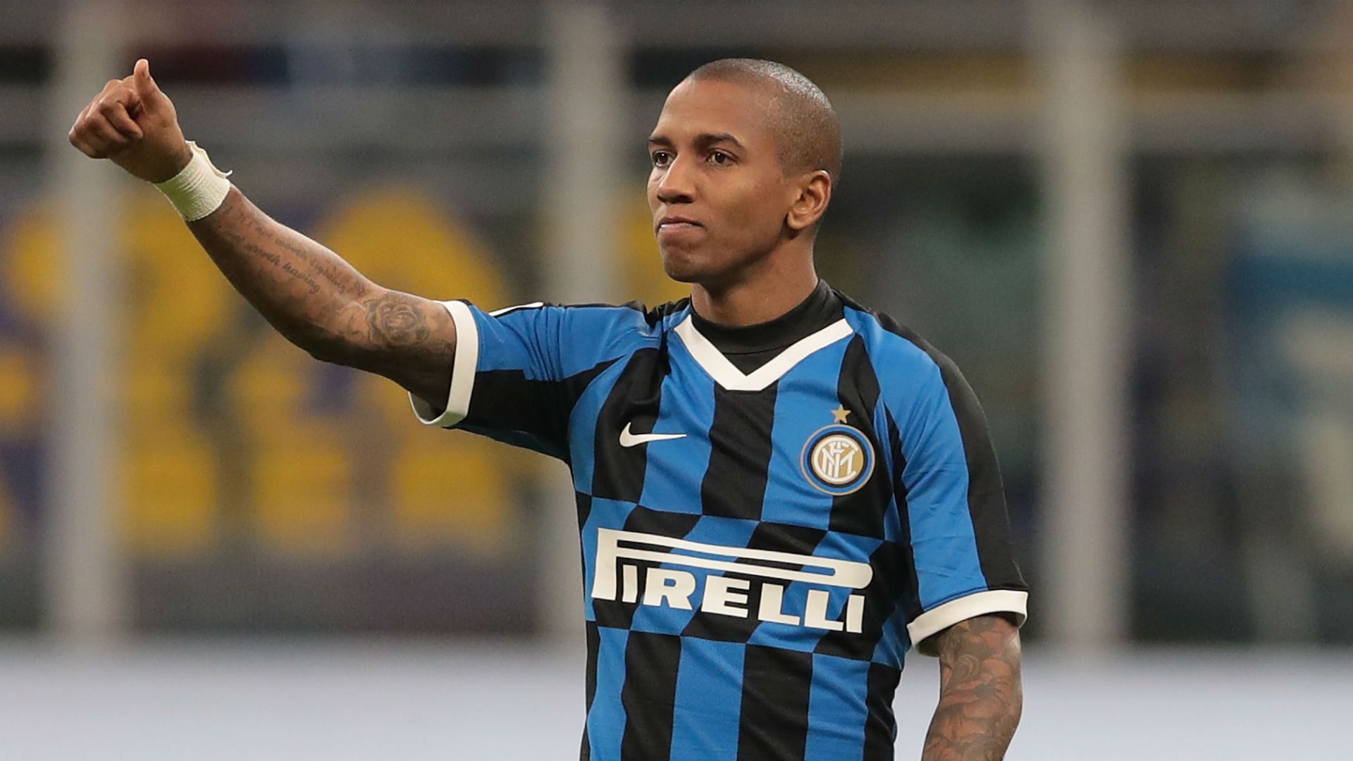 Ashley Young Inter