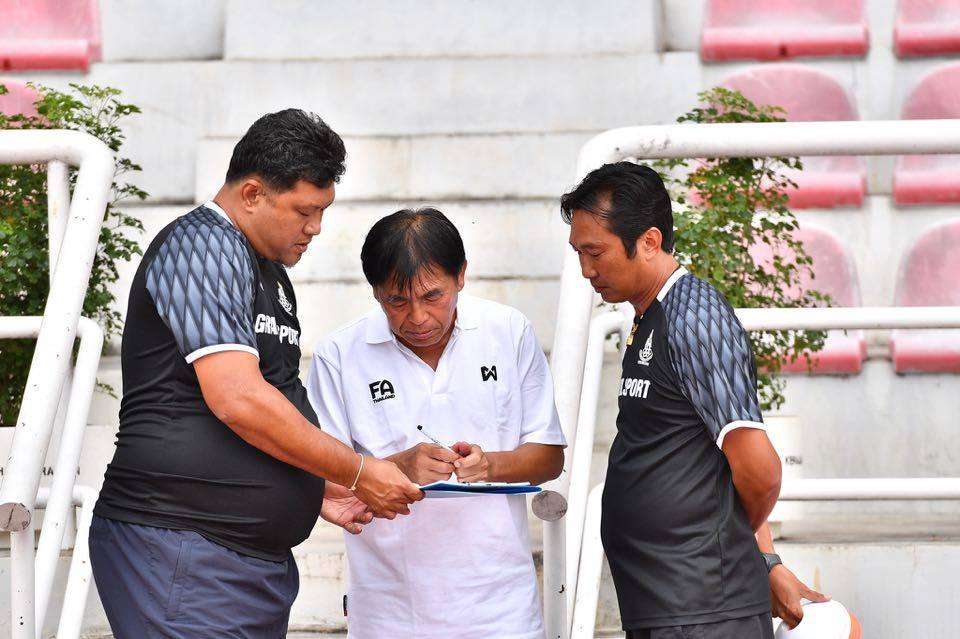 วรวุฒิ ศรีมะฆะ - วิทยา เลาหกุล