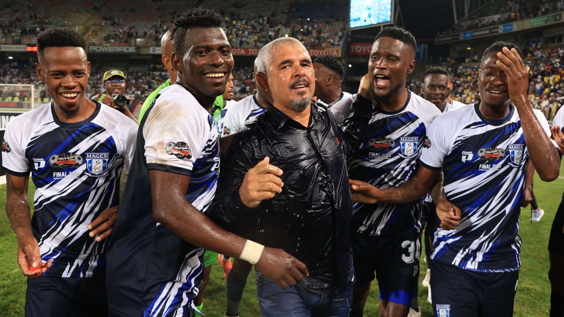 Clinton Larsen, Magesi FC