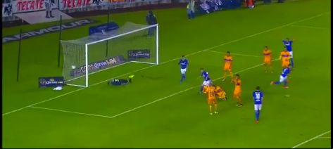 Gol gane Cruz Azul vs Tigres