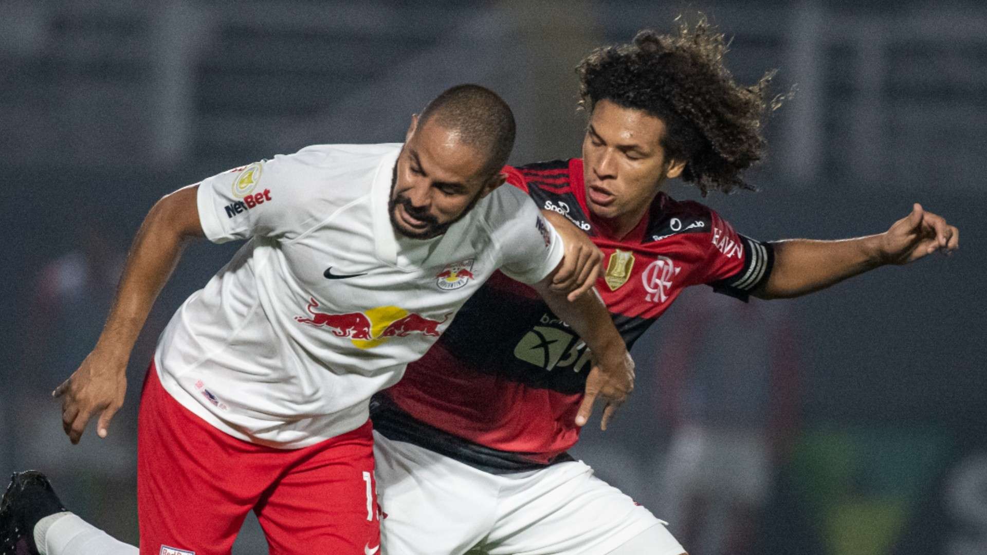 Willian Arão Flamengo Bragantino Brasileirão 06 10 2021