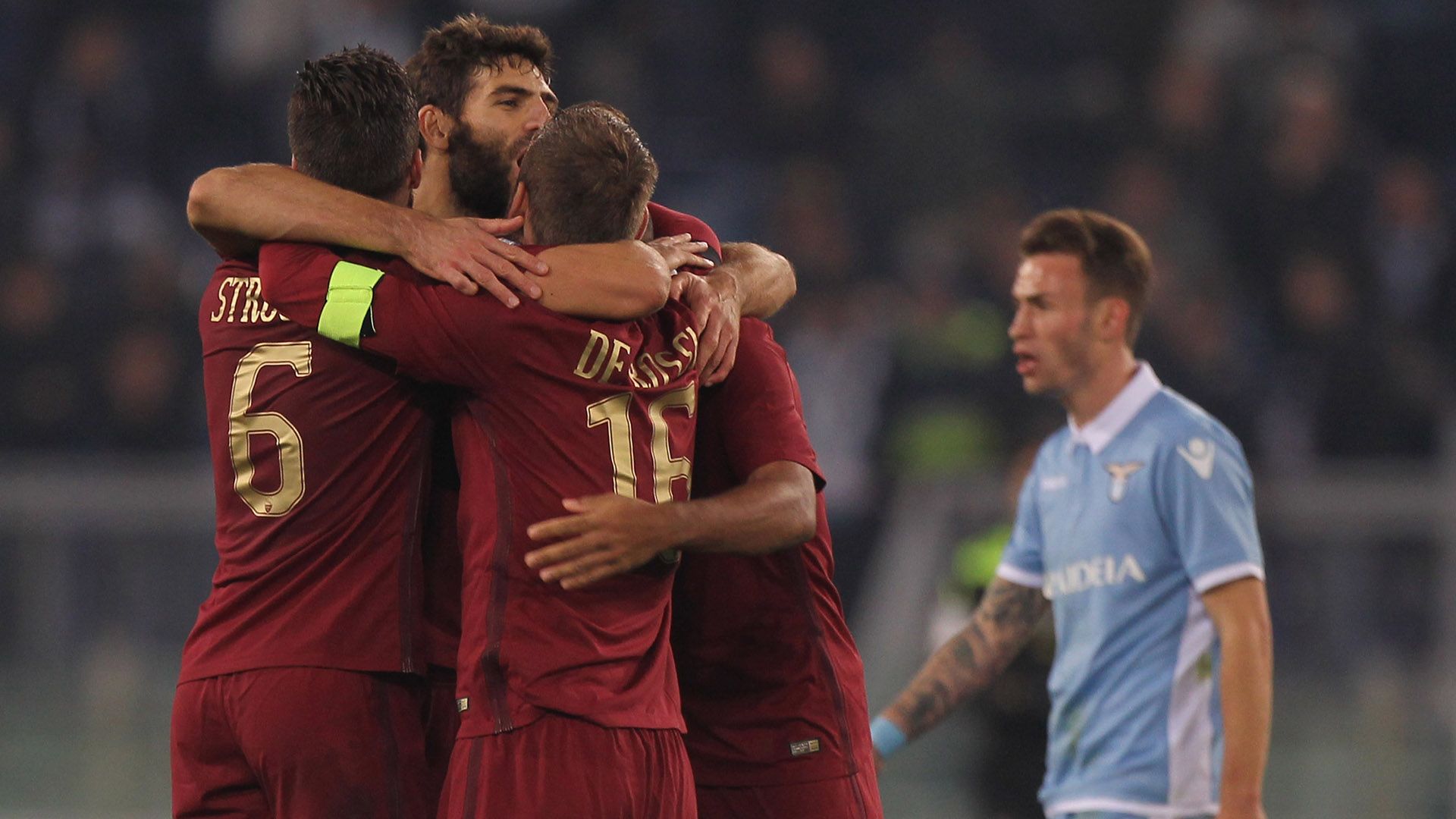 Roma celebrating vs Lazio