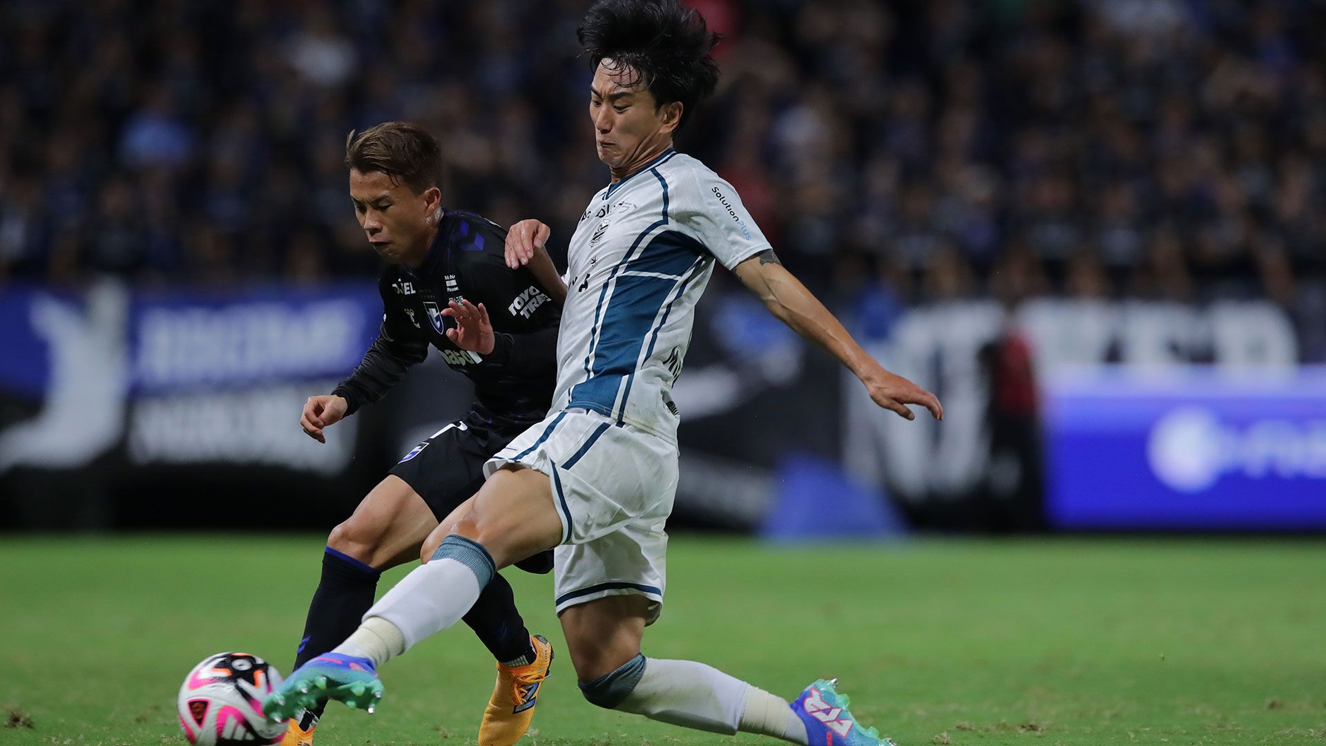 Hokkaido Consadole Sapporo, who are in the battle to stay, suffer a crushing defeat that follows… Gamba Osaka wins for the first time in 10 games! ｜ J League |