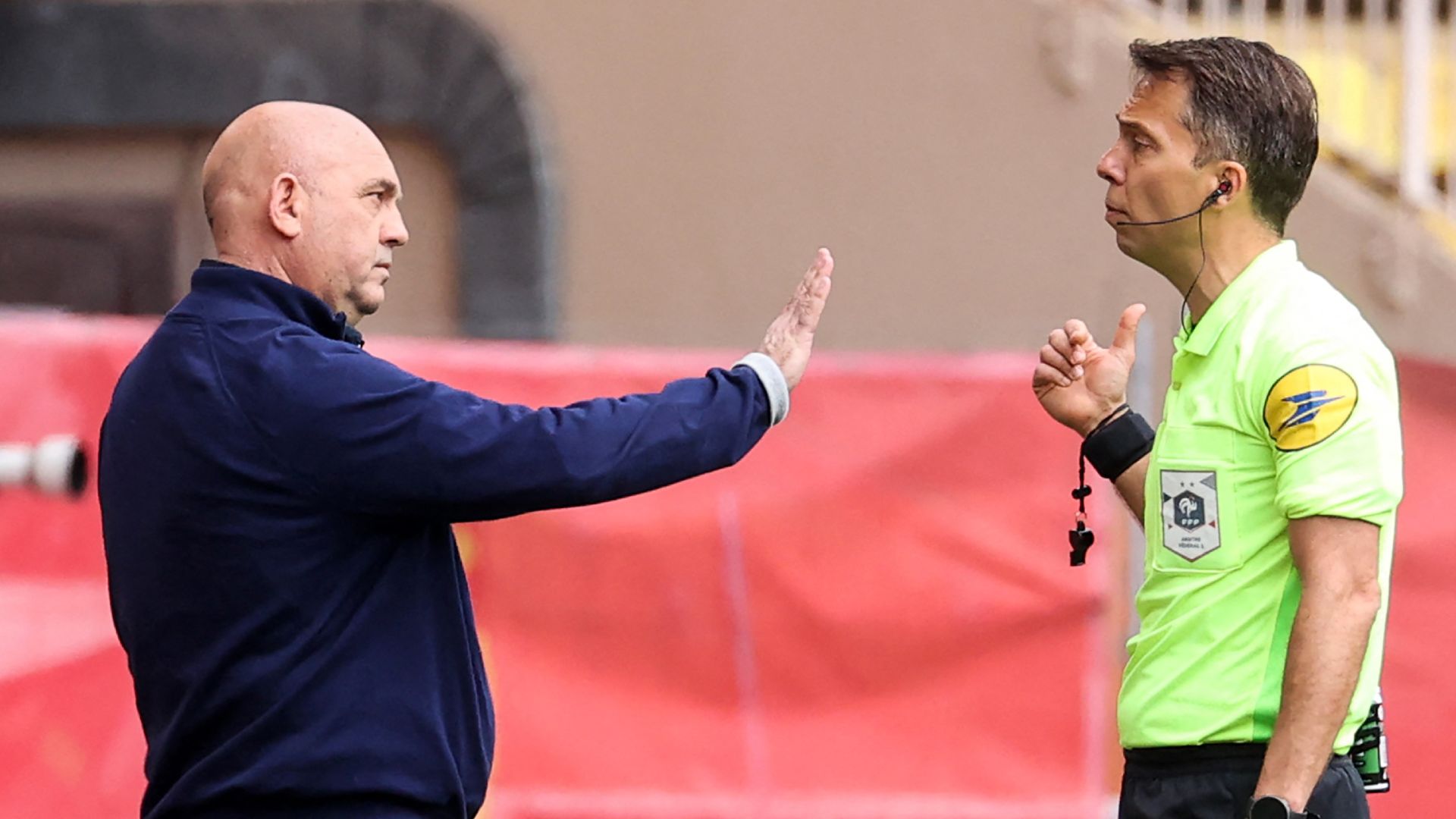 Antonetti arbitre cropped