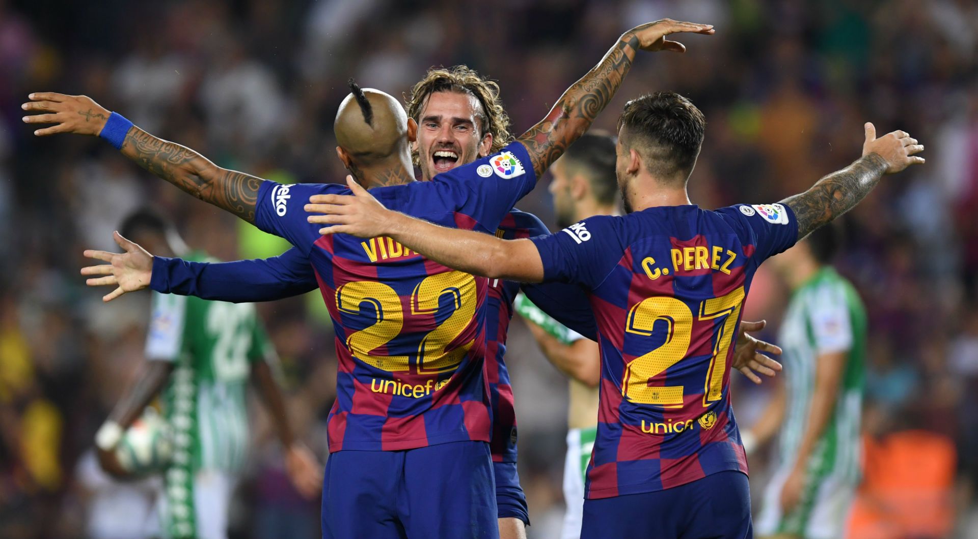 250819 Barcelona Betis Arturo Vidal Antoine Griezmann Carles Pérez