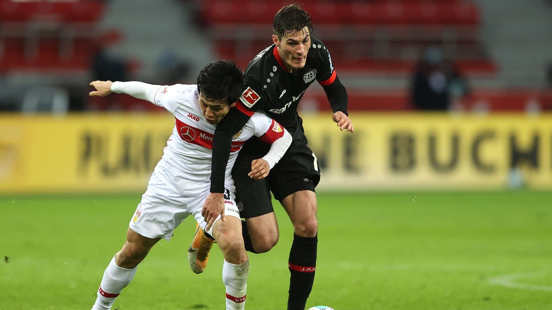 Wataru Endo Patrik Schick VfB Stuttgart Bayer Leverkusen 2021