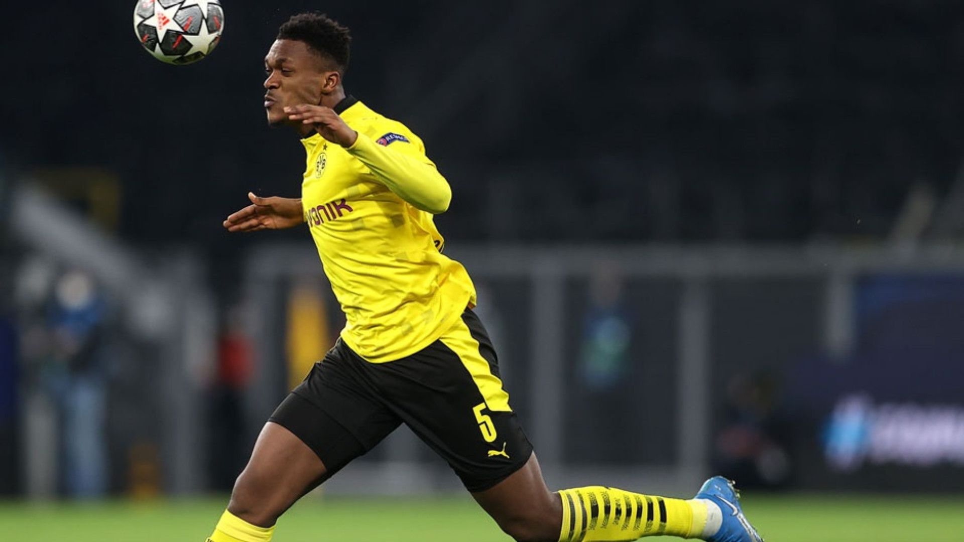 DAN-AXEL ZAGADOU BORUSSIA DORTMUND