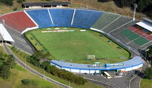 Estádio Mário Helênio