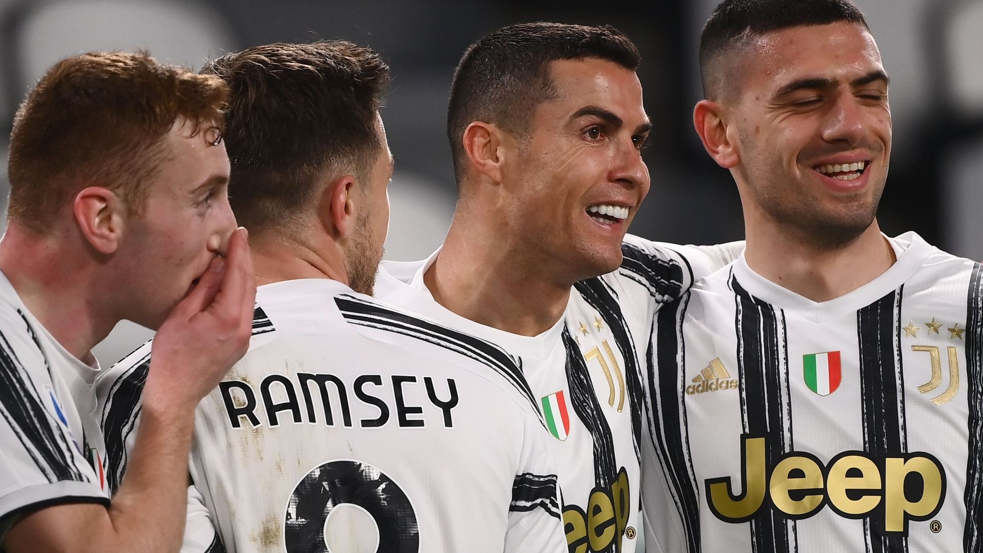 Cristiano Ronaldo celebrating Juventus Crotone Serie A