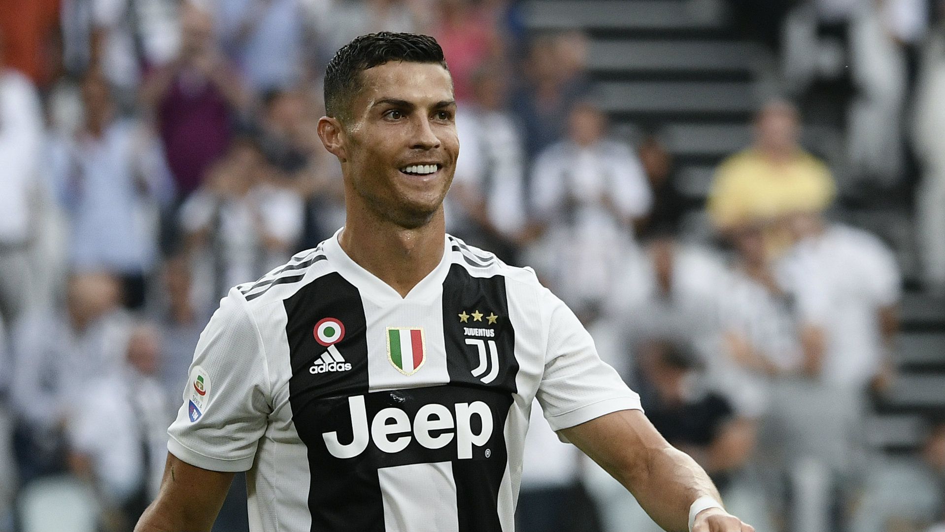 Ronaldo juventus 2018 on sale