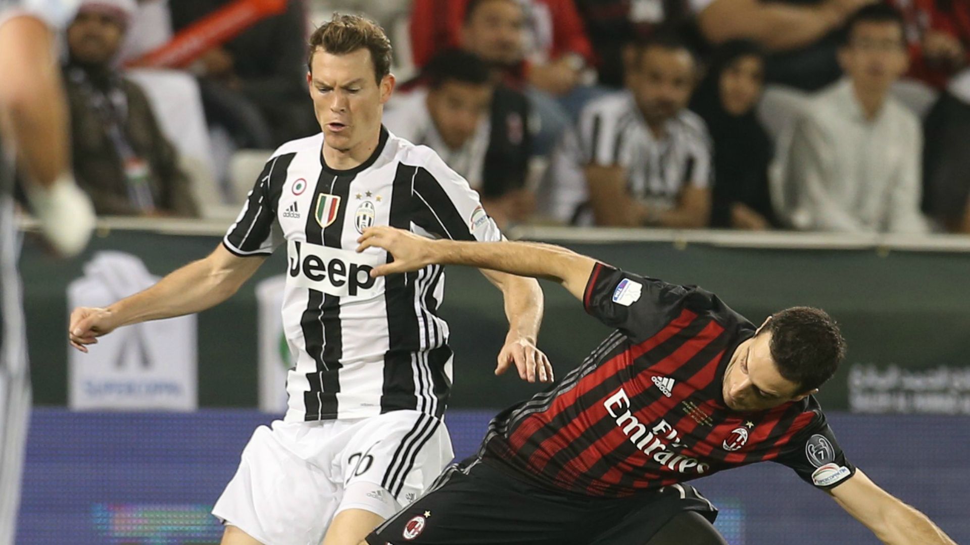 Stephan Lichtsteiner Juventus Milan Italian Supercup 23122016