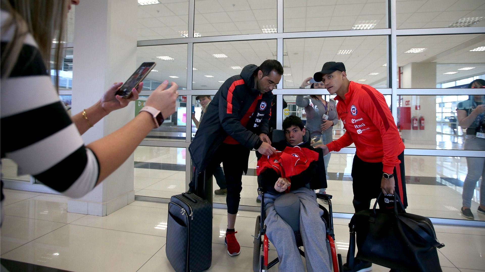 020917 Claudio Bravo Alexis Sánchez en Calama