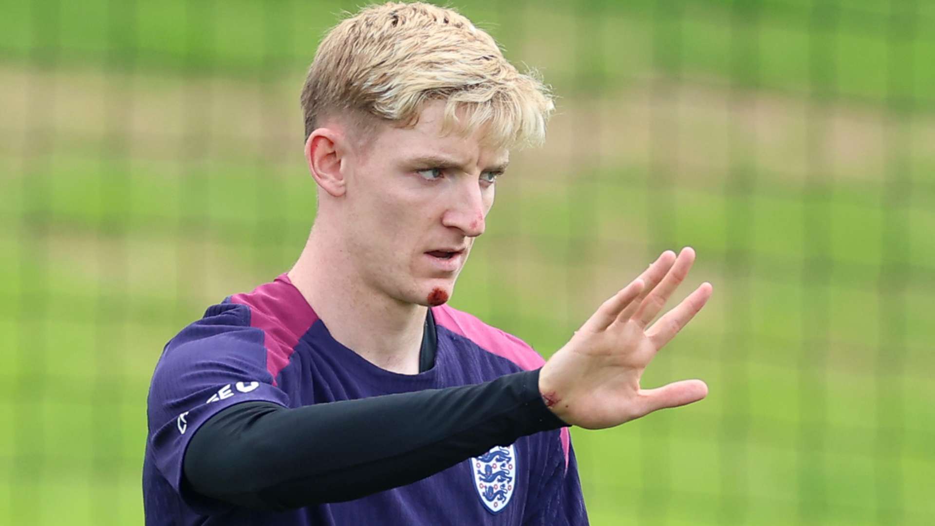 Anthony Gordon cuts England Euro 2024