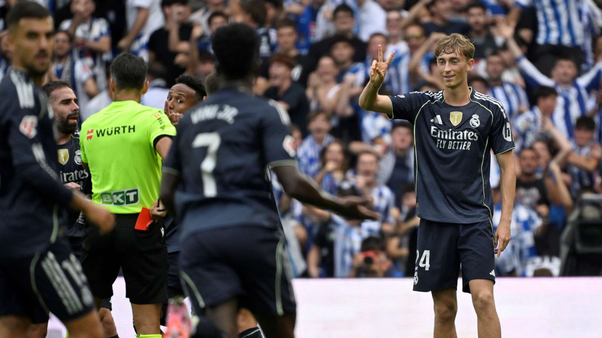 Dean Huijsen Real Madrid 2025