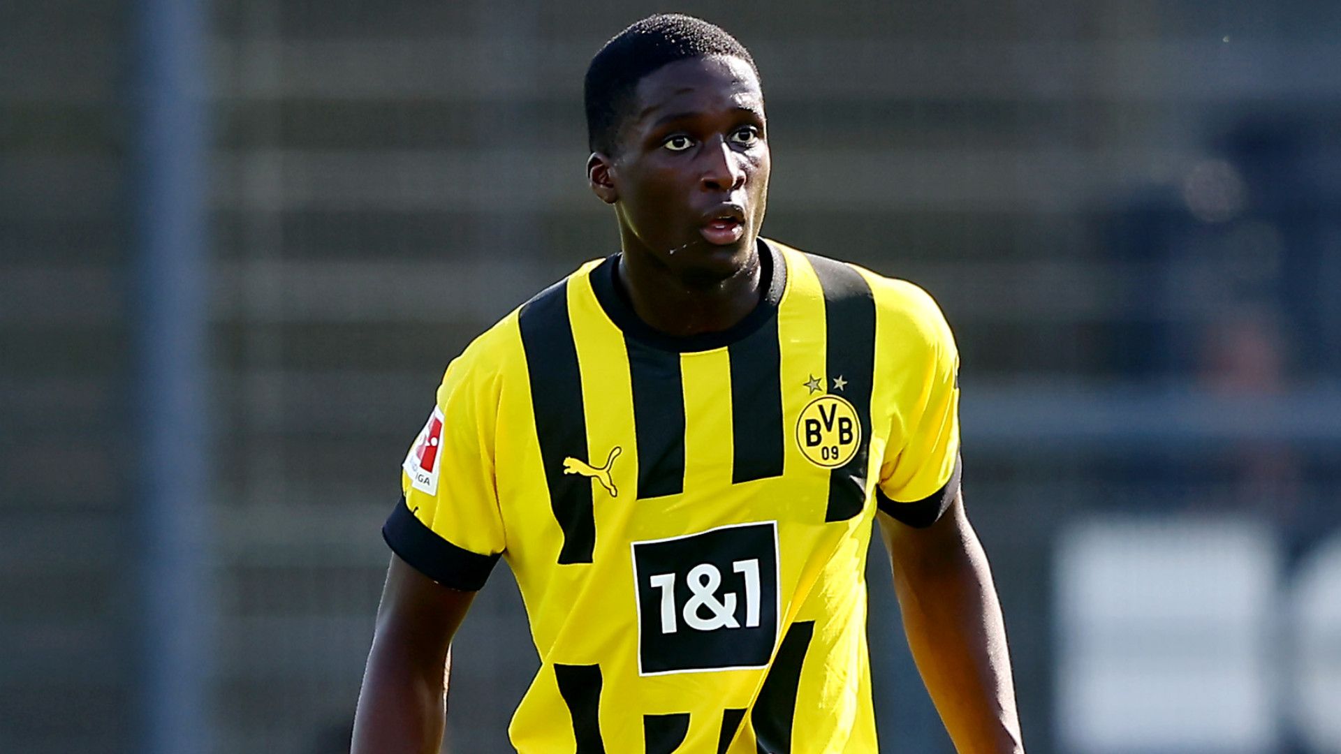 Боруссия дортмунд. Coulibaly футболист. Сумаила кулибали. Сумаила кулибали. Сумаила кулибали.