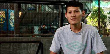 เกม - พงศ์สรร อดทน