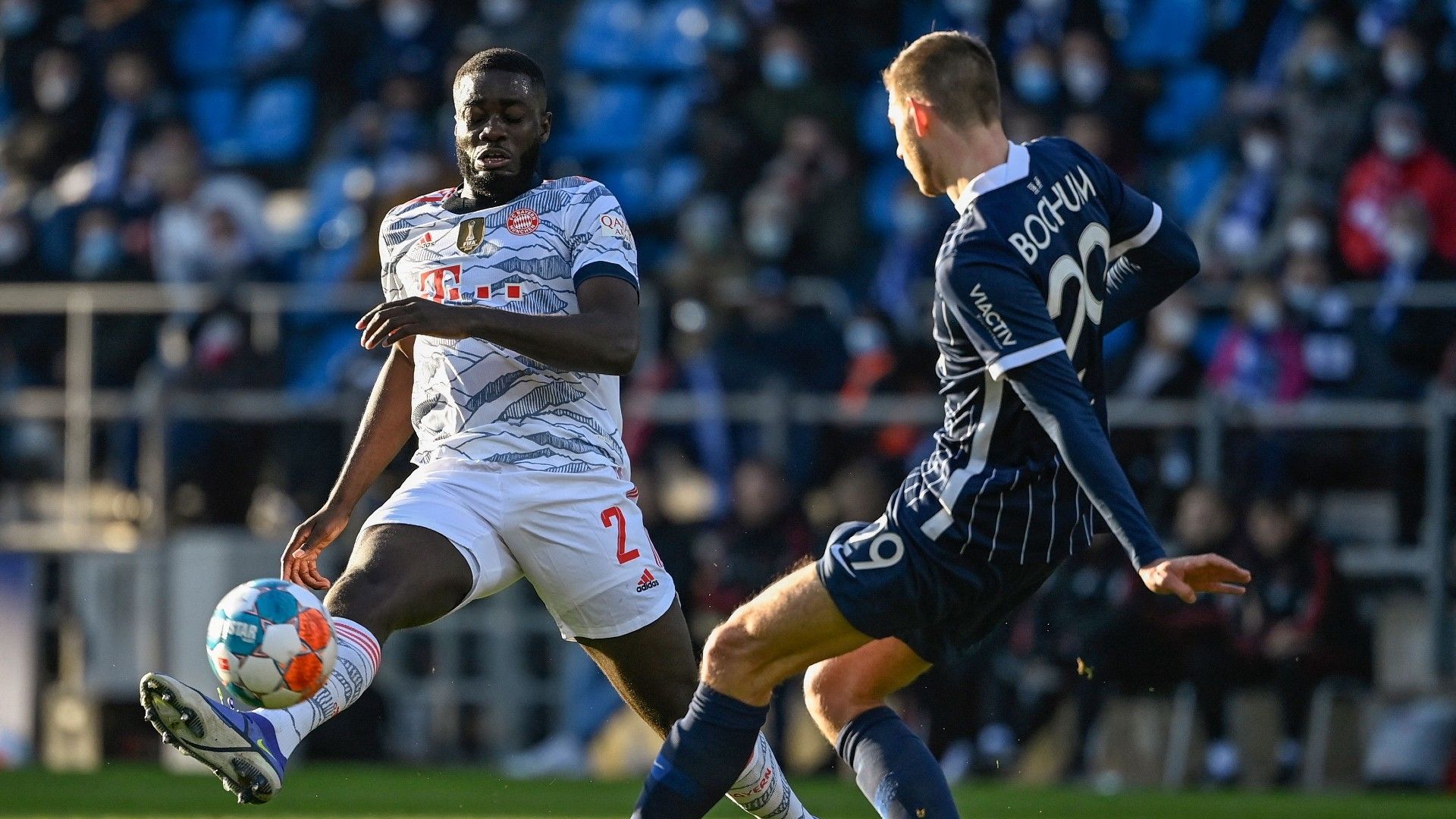 Dayot Upamecano FC Bayern Bundesliga 12022022