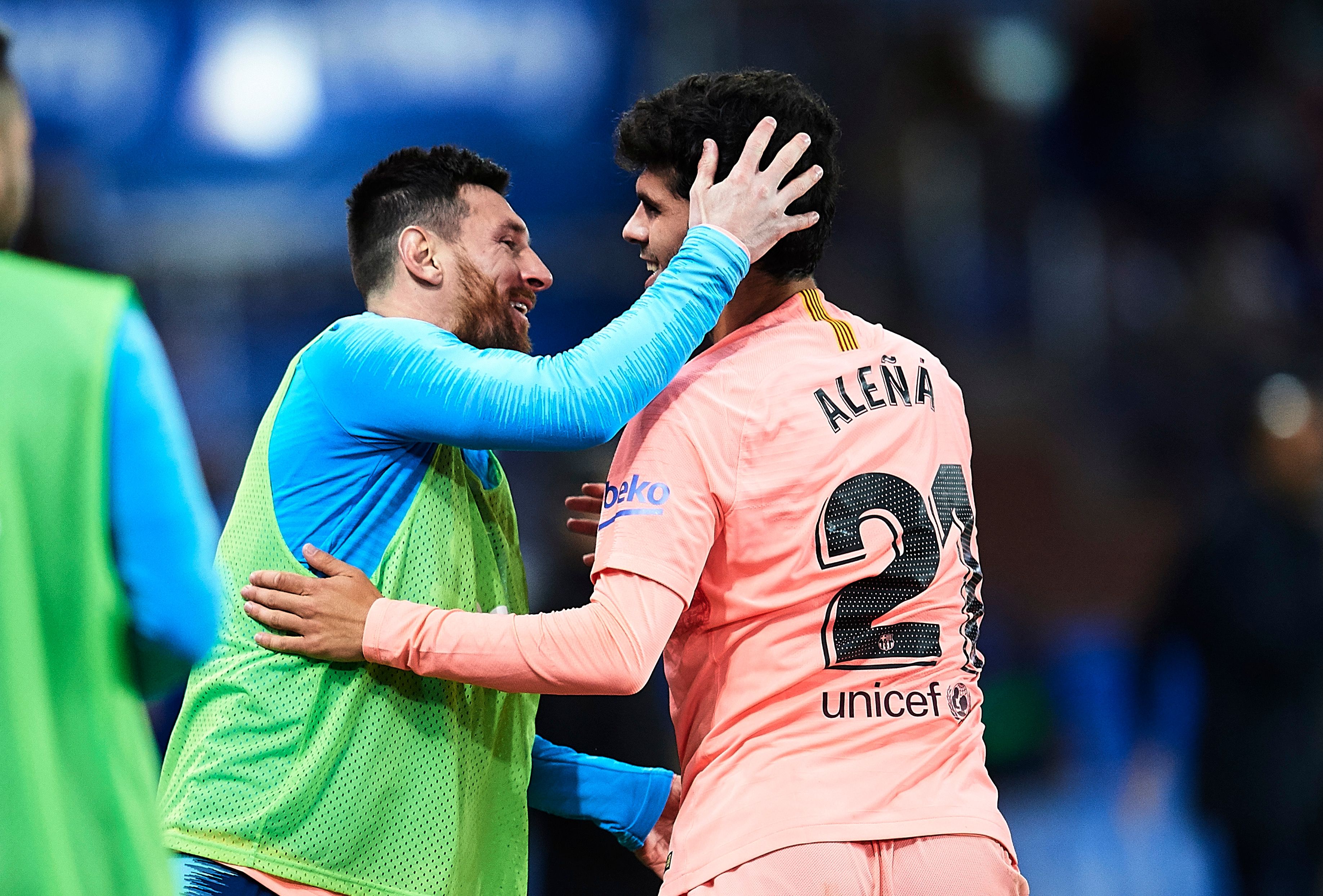 Messi Aleñá Alavés Barcelona LaLiga