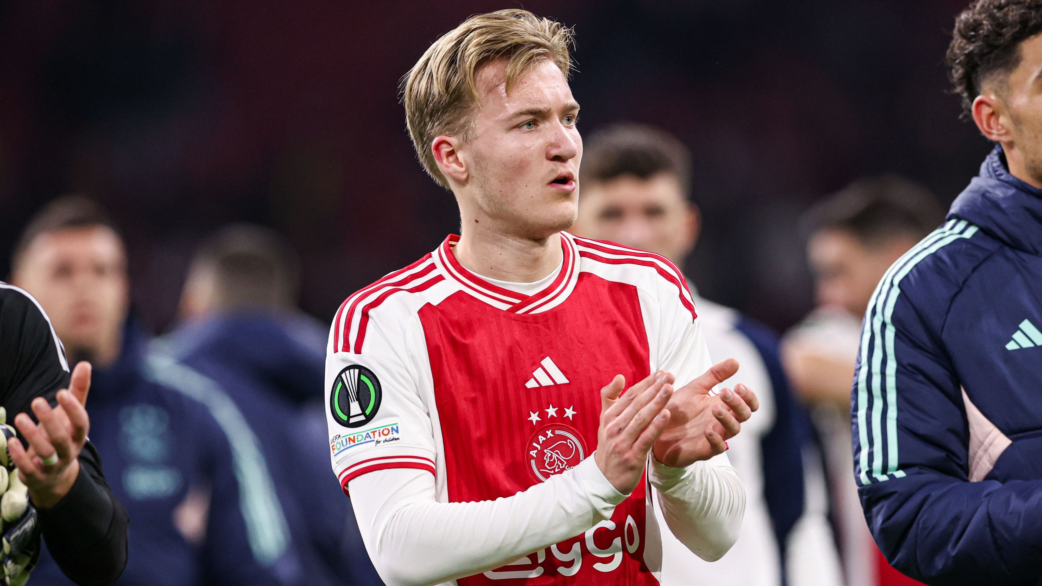 Julian Rijkhoff Ajax 2023-24