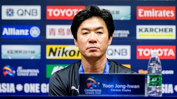 Coach Yoon Jung-hwan