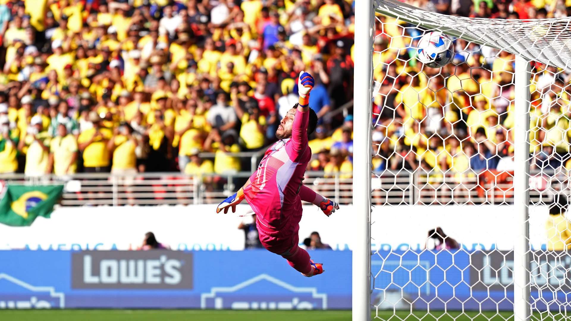 Raphinha goal, Brazil vs Colombia, 2024
