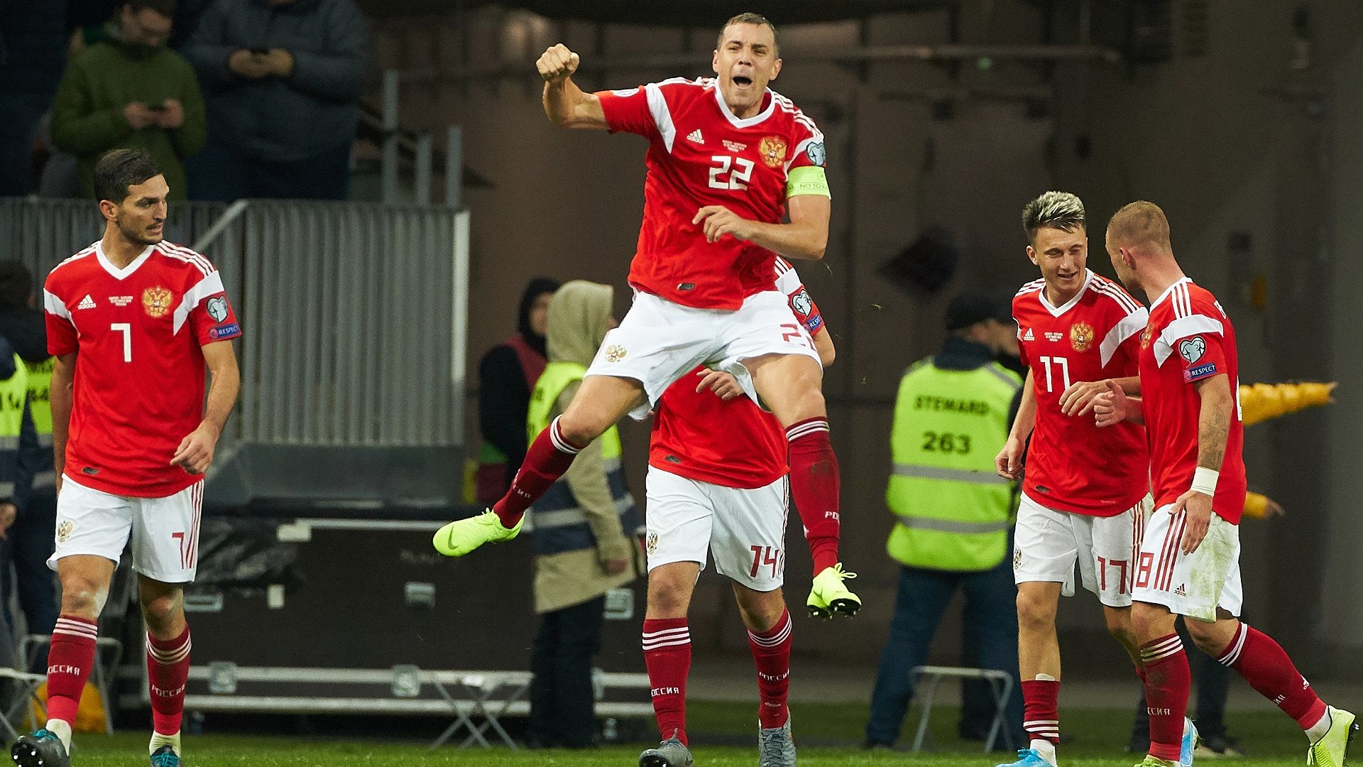 Artem Dzyuba Russia Scotland Euro 2020 qualifying
