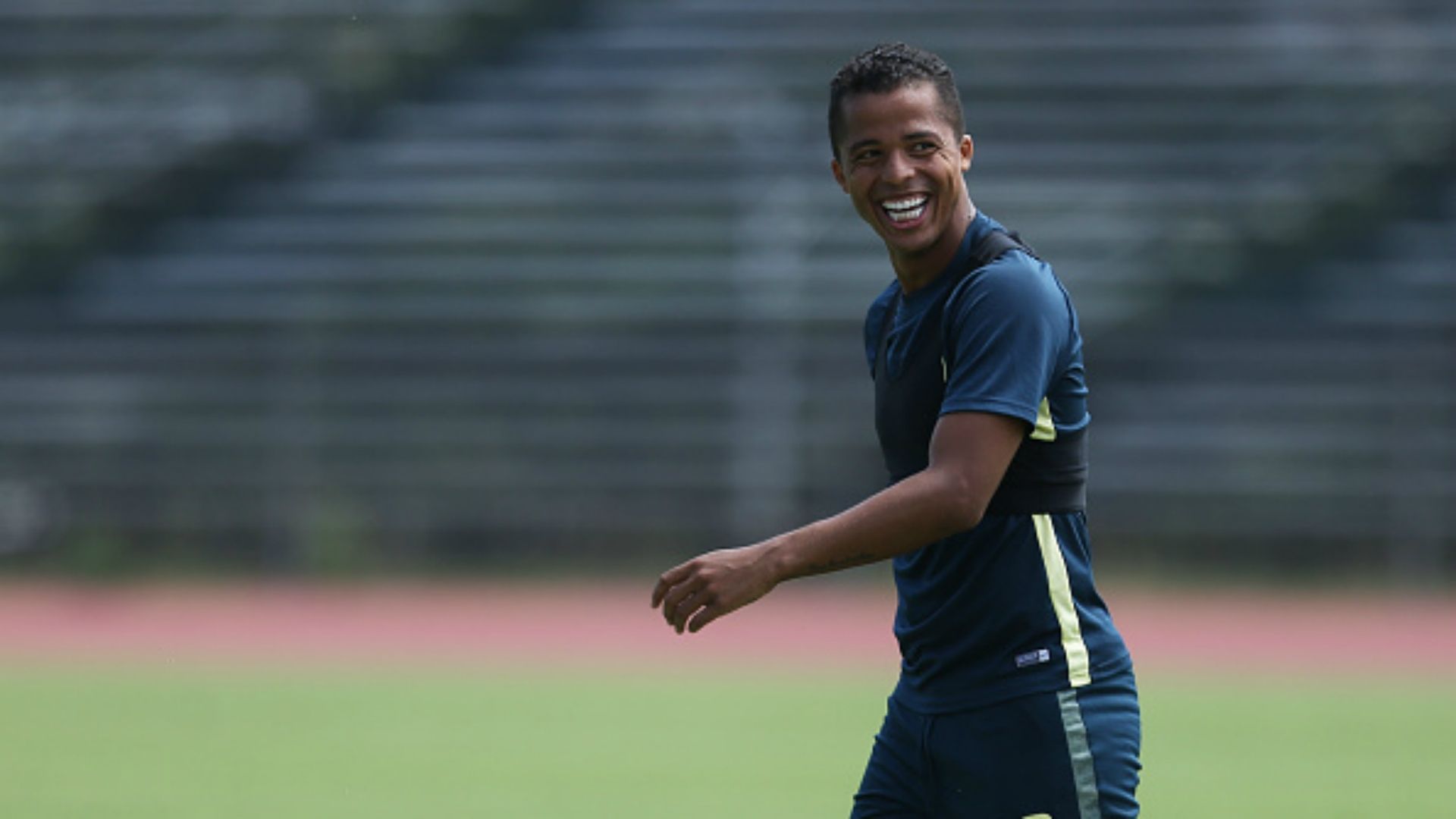 Giovani dos Santos América