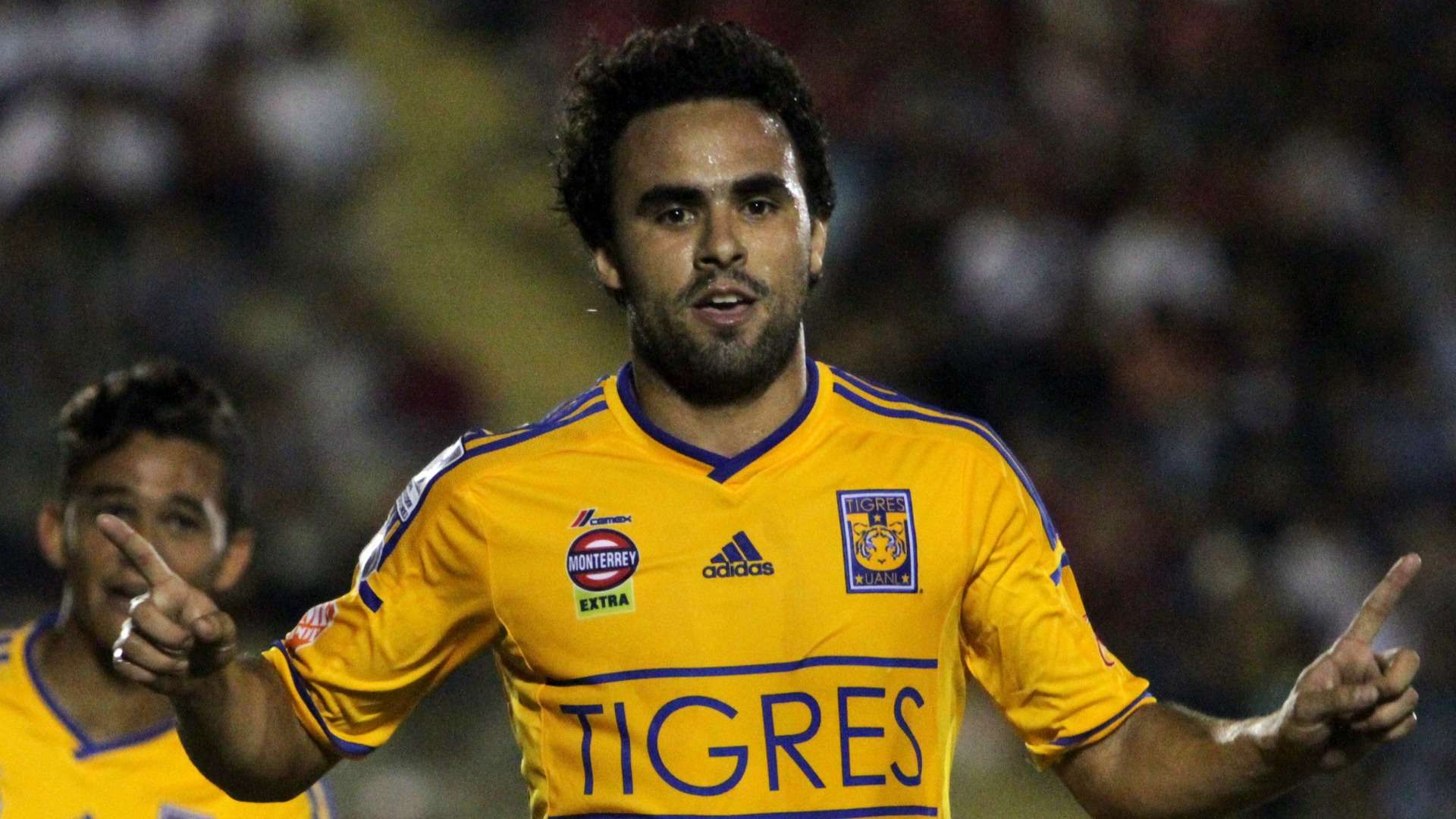 Enrique Esqueda Tigres 140716