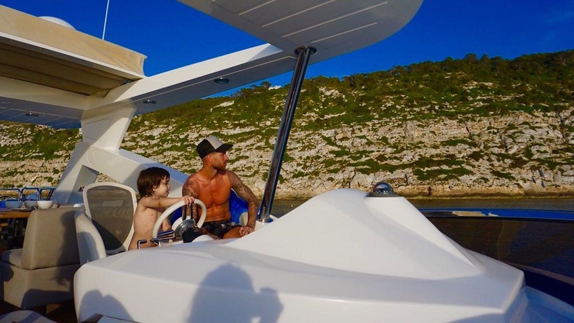 Sergio Ramos en barco